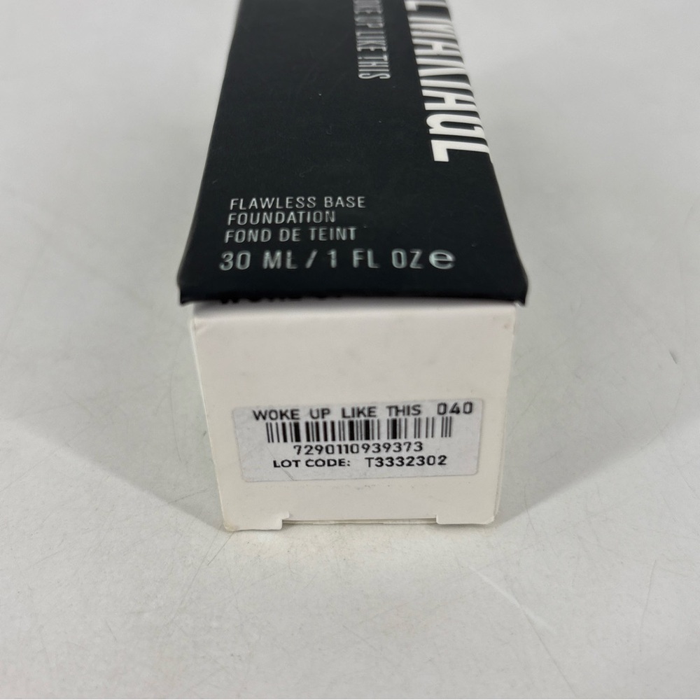 IL MAKIAGE Woke Up Like This Flawless Base Foundation Shade #40 - Picture 5 of 6